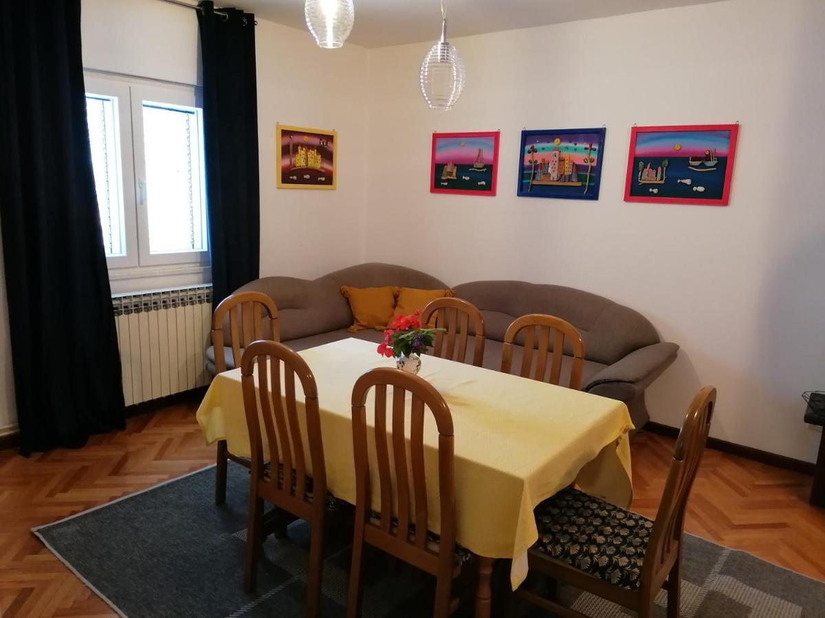 Apartment Artemisia 1 Trogir Extérieur photo